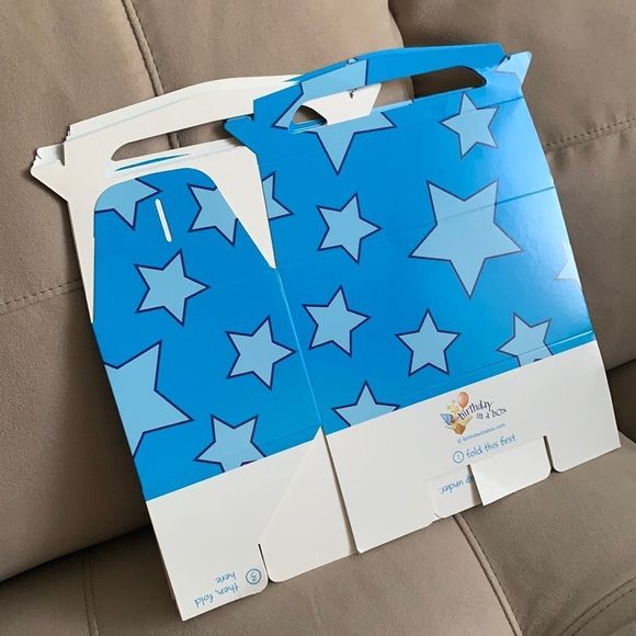 7 pieces of blue star themed favor boxes. Never used! - Picture 2 of 5